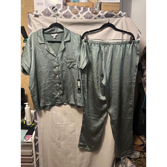 NWT Nicole Miller Hammered Satin Pajama Set Pants Size XL In Mineral Jade Woman - Picture 1 of 9